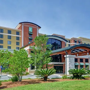 Hotel Embassy Airport, Savannah